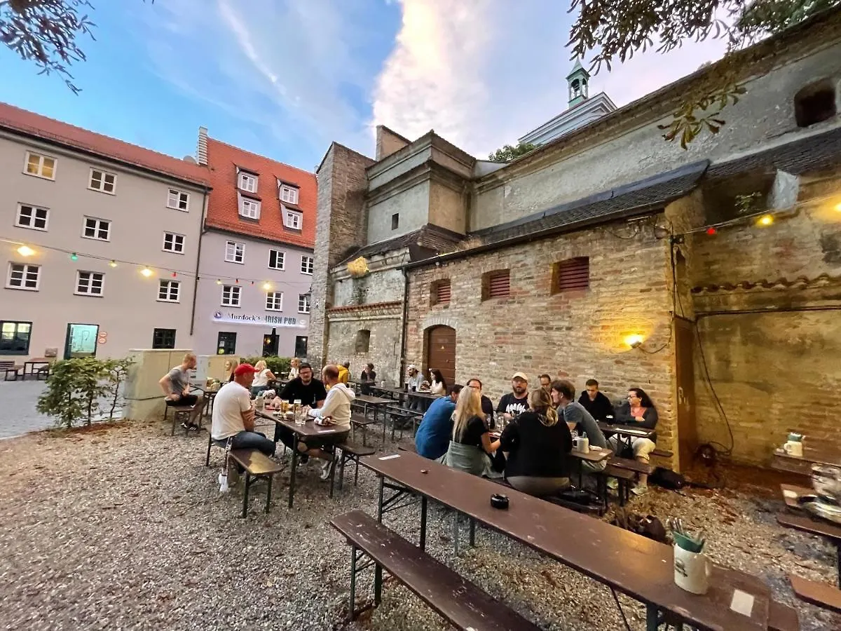 Apartment Am Roten Tor Augsburgo